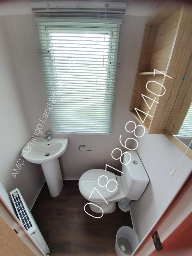 Flamingo Land - Cedar Wood Cw49 Hotell Kirby Misperton Exteriör bild