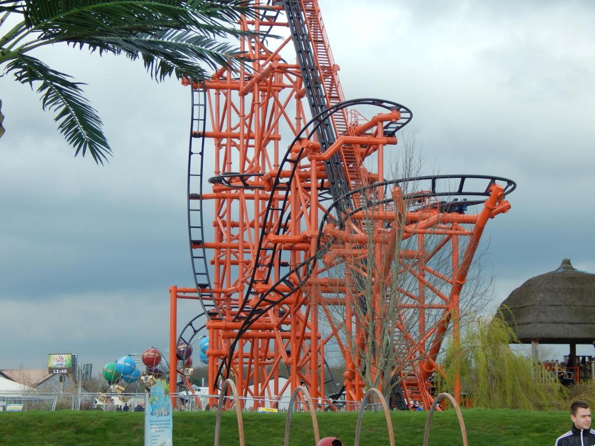 Flamingo Land - Cedar Wood Cw49 Hotell Kirby Misperton Exteriör bild