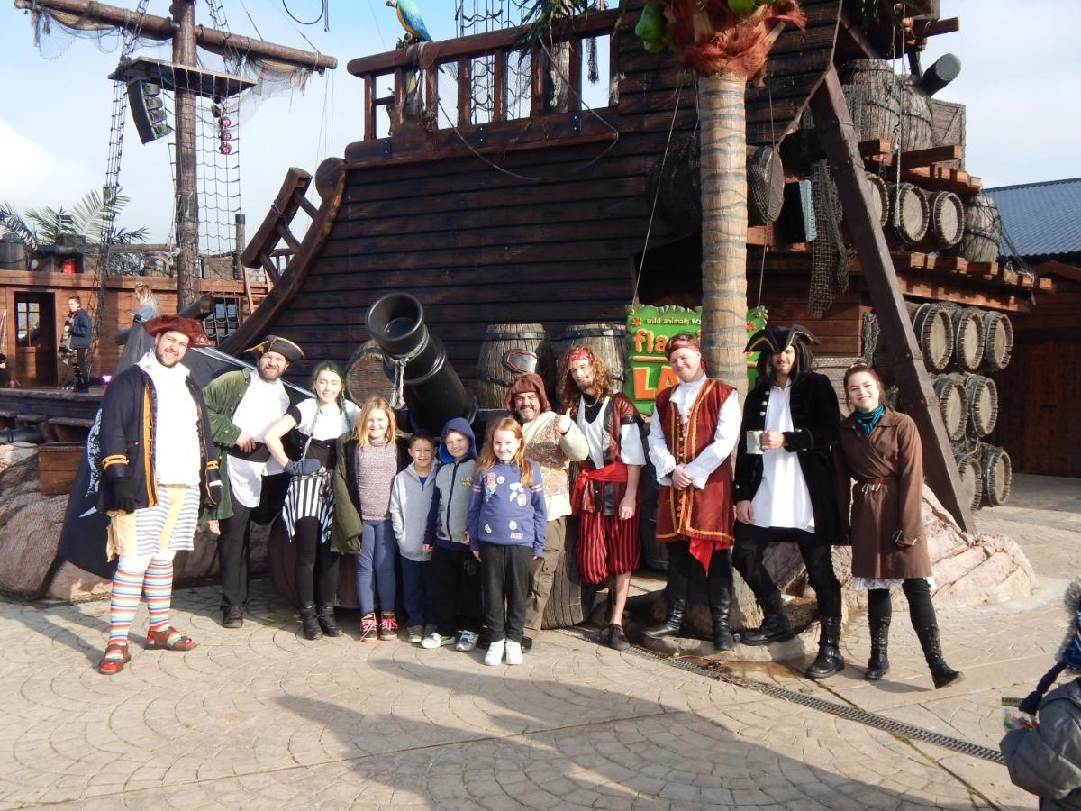 Flamingo Land - Cedar Wood Cw49 Hotell Kirby Misperton Exteriör bild